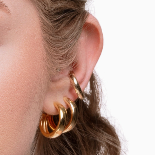 Argola Lisa Aura Banhada a Ouro 18K