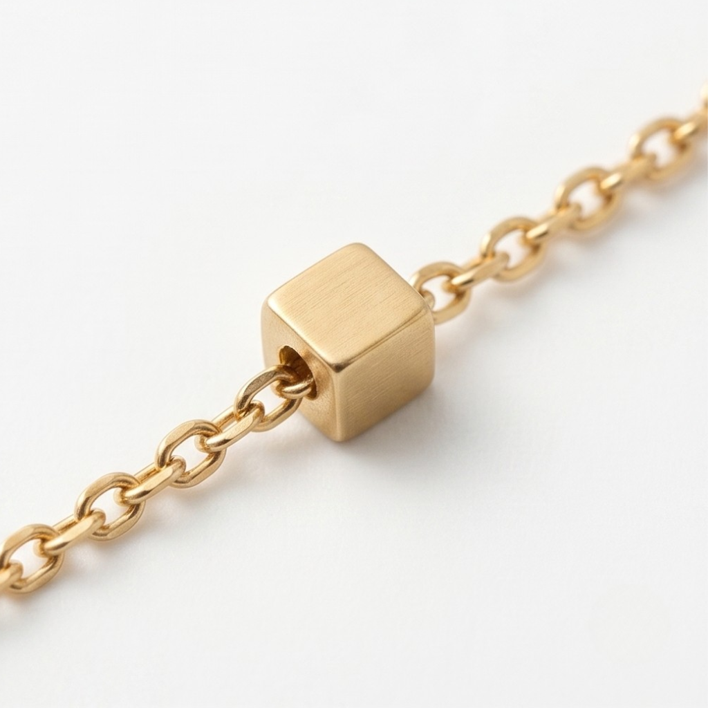 colar-quadradinhos-aura-banhado-a-ouro-18k-03